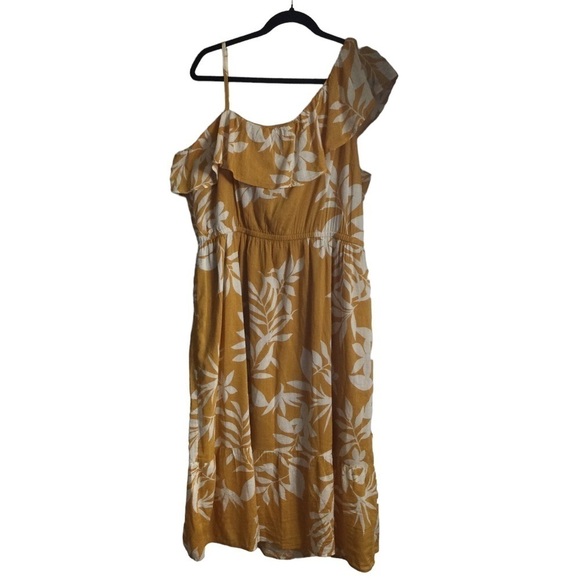 Old Navy Gold Tropical Print Hibiscus Ruffle Midi Dress - Picture 5 of 8